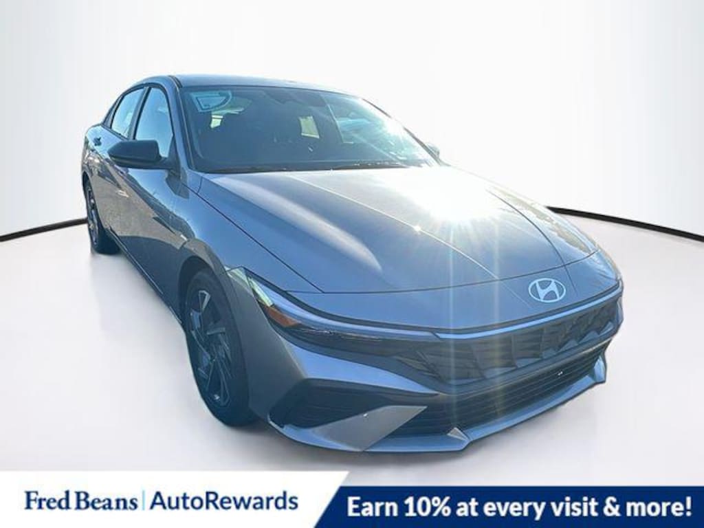 New 2025 Hyundai Elantra SEL Sport Sedan