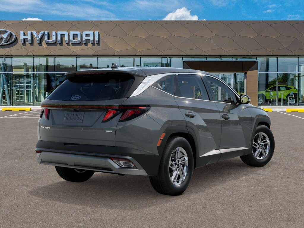 New 2026 Hyundai Tucson SE AWD SUV