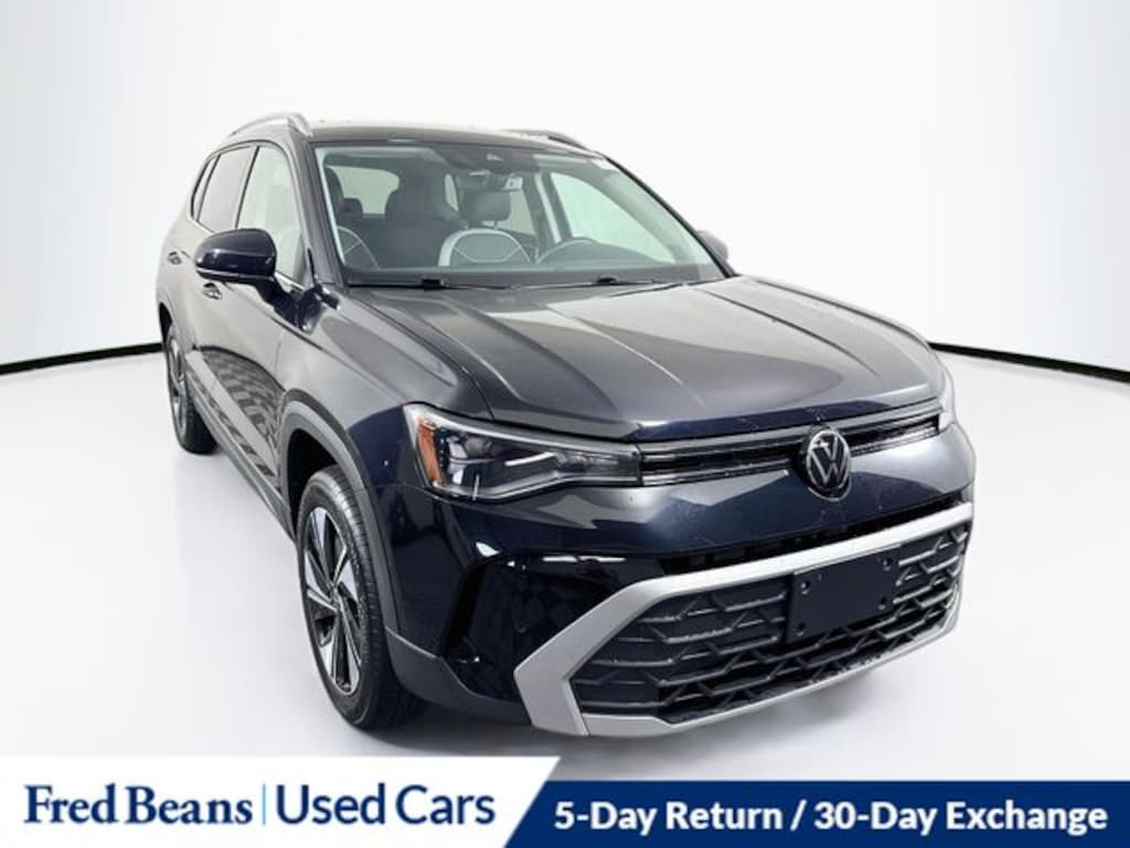 Certified 2025 Volkswagen Taos 1.5T SE SUV