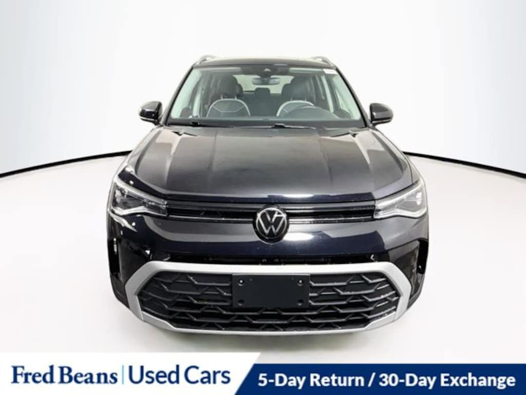Certified 2025 Volkswagen Taos 1.5T SE SUV