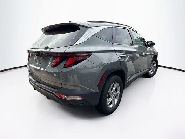 2024 Hyundai Tucson SEL photo 2