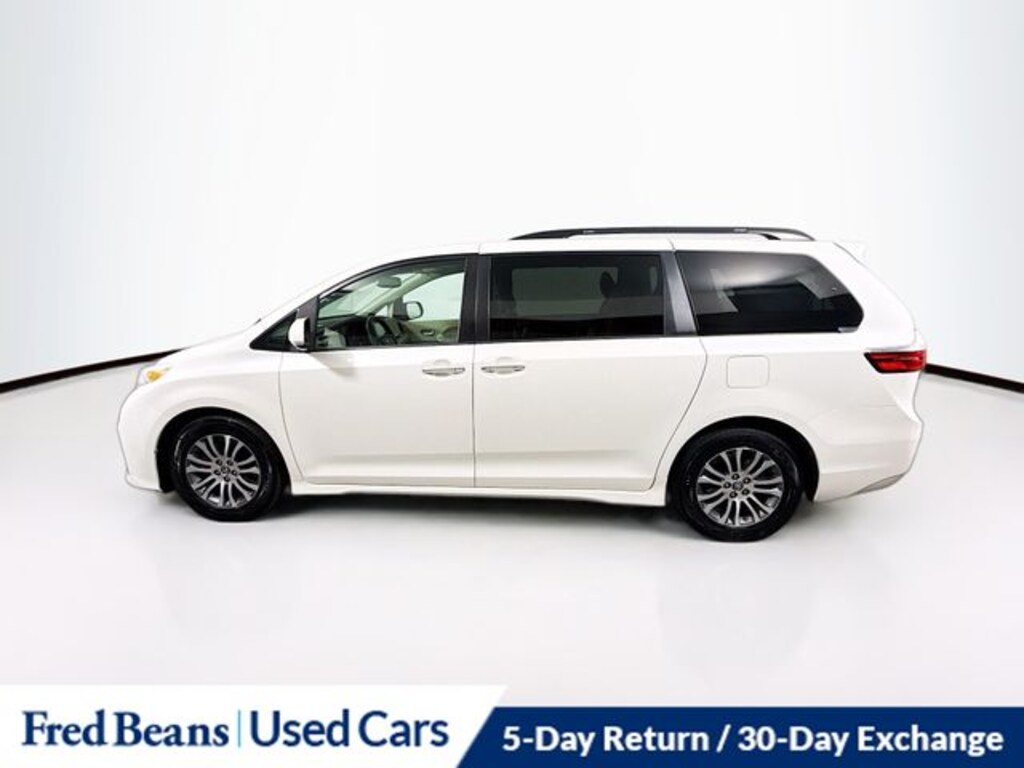 Certified 2018 Toyota Sienna XLE Van Passenger Van