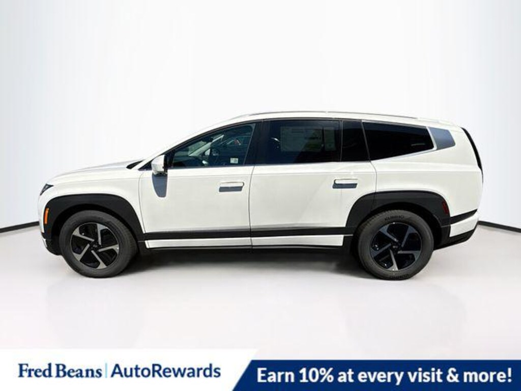 New 2026 Hyundai IONIQ 9 SE SUV