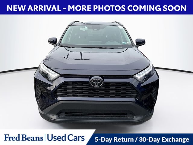 2024 Toyota RAV4 XLE's photo