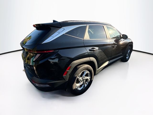 2022 Hyundai Tucson SEL photo 2