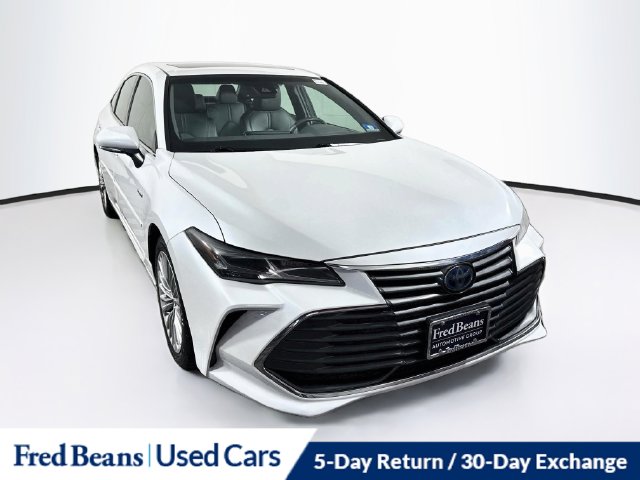 Used 2020 Toyota Avalon Hybrid Limited Sedan
