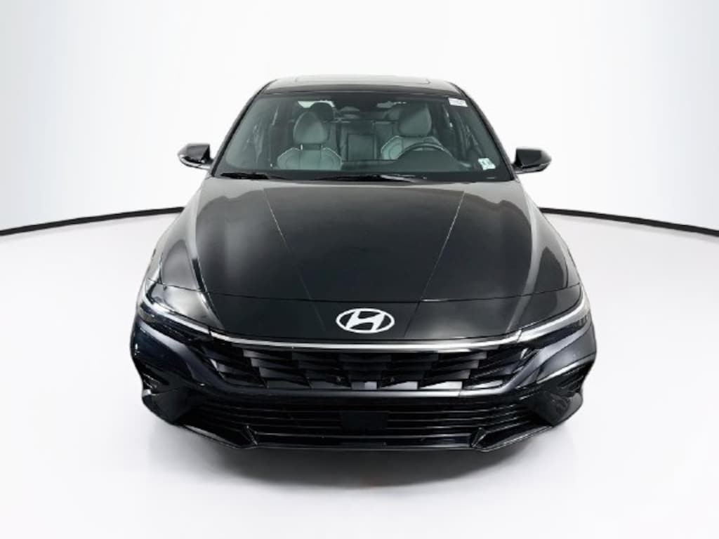 Certified 2025 Hyundai Elantra Hybrid Limited Sedan
