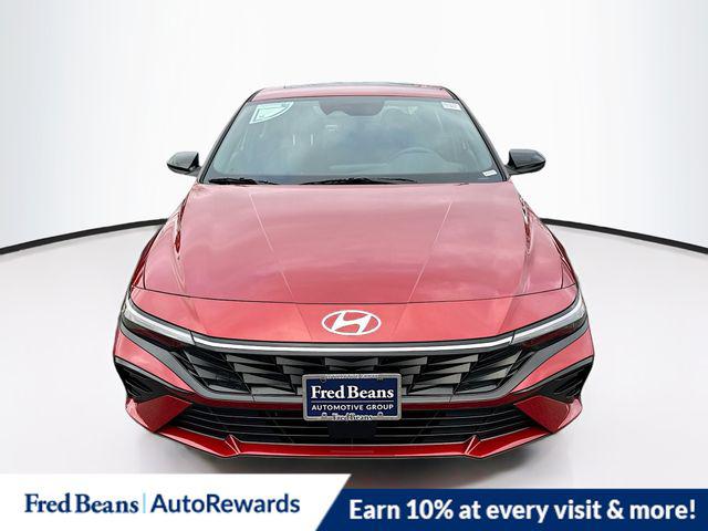 2026 Hyundai Elantra SEL Sport photo 2