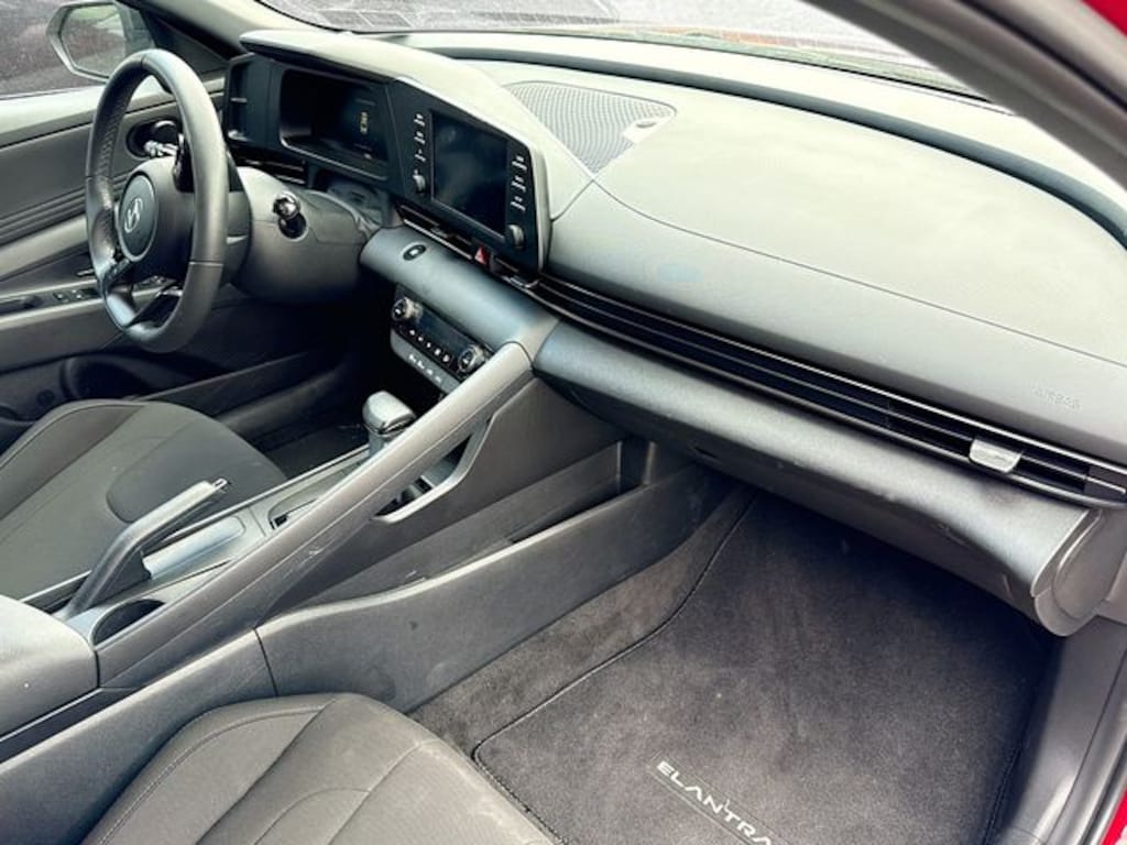 Certified 2025 Hyundai Elantra SEL Sport Sedan