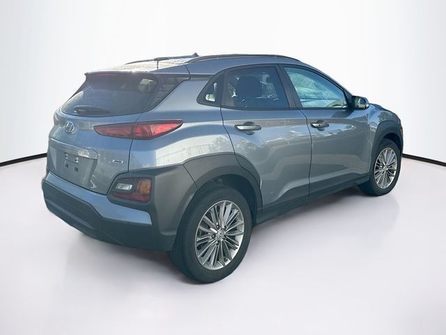 2021 Hyundai Kona SEL photo 2
