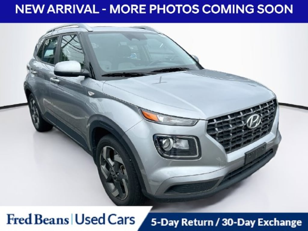 Used 2024 Hyundai Venue SEL SUV