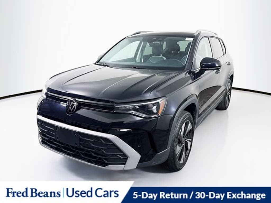 Certified 2025 Volkswagen Taos 1.5T SE SUV