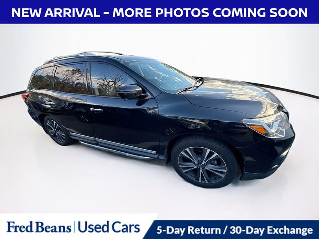 2020 Nissan Pathfinder Platinum photo 4