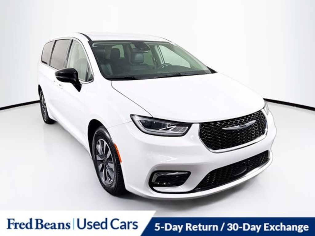 Certified 2024 Chrysler Pacifica Plug-In Hybrid Select Van Passenger Van