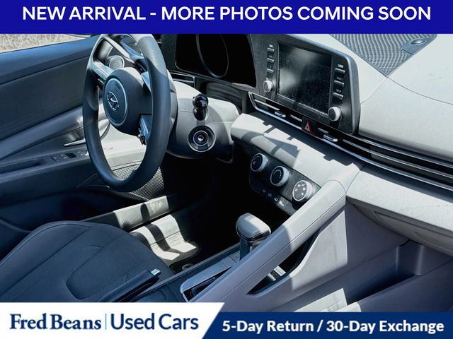 2021 Hyundai Elantra 2.0 SE IVT SULEV's photo
