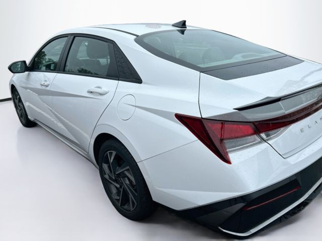 Certified 2025 Hyundai Elantra SEL Sport Sedan
