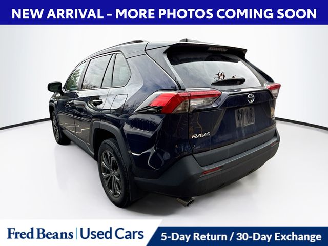 2022 Toyota RAV4 Hybrid XLE Premium photo 2