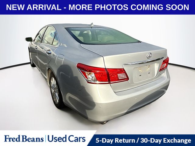 2012 Lexus ES 350 photo 2