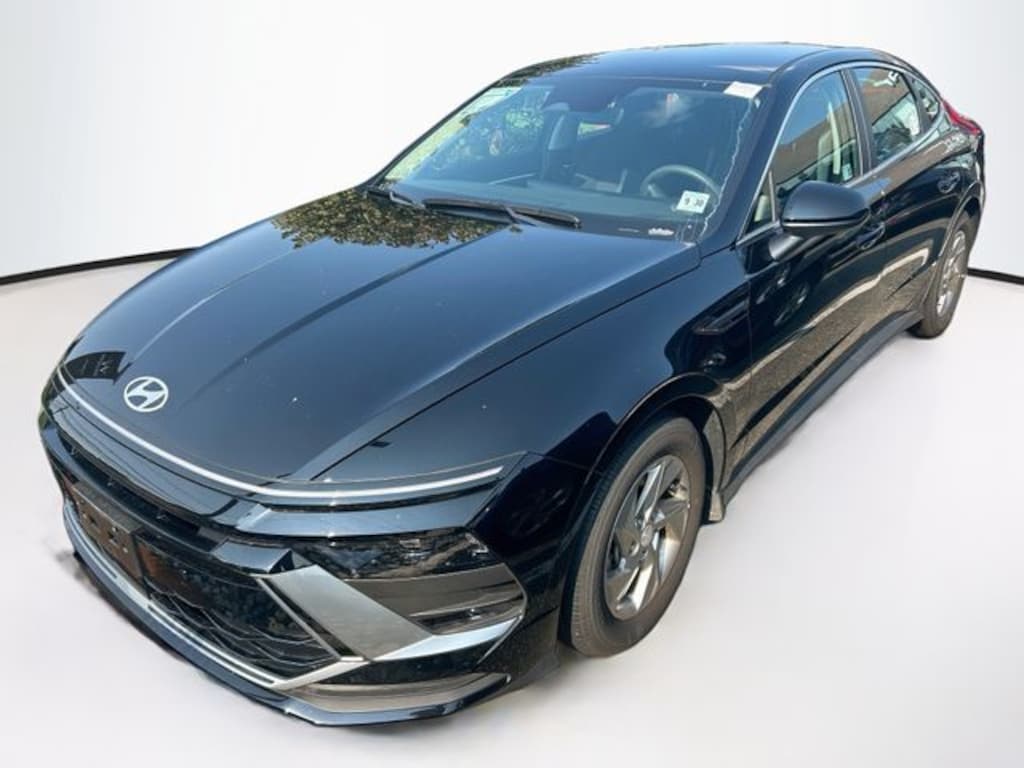 Certified 2025 Hyundai Sonata SE Sedan
