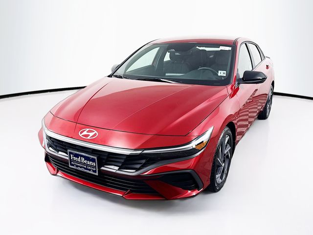 2025 Hyundai Elantra SEL Sport photo 3