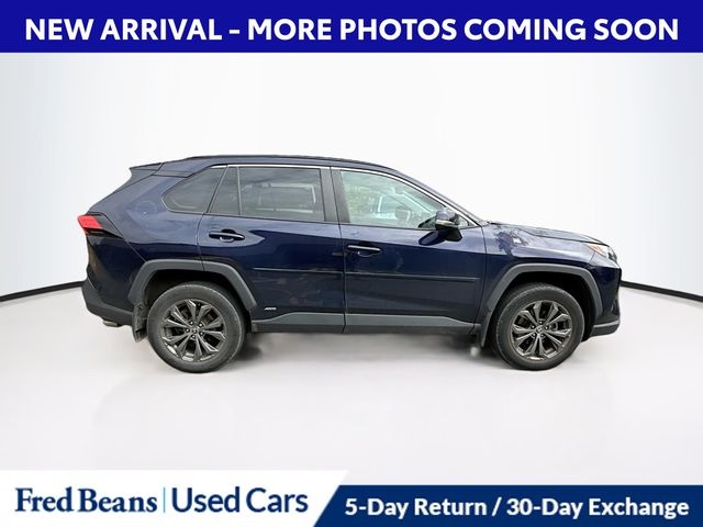 2022 Toyota RAV4 Hybrid XLE Premium photo 4