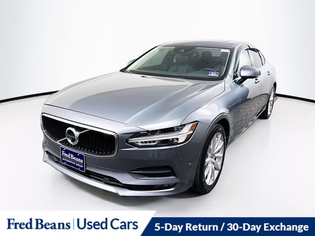 2017 Volvo S90 T6 Momentum photo 3