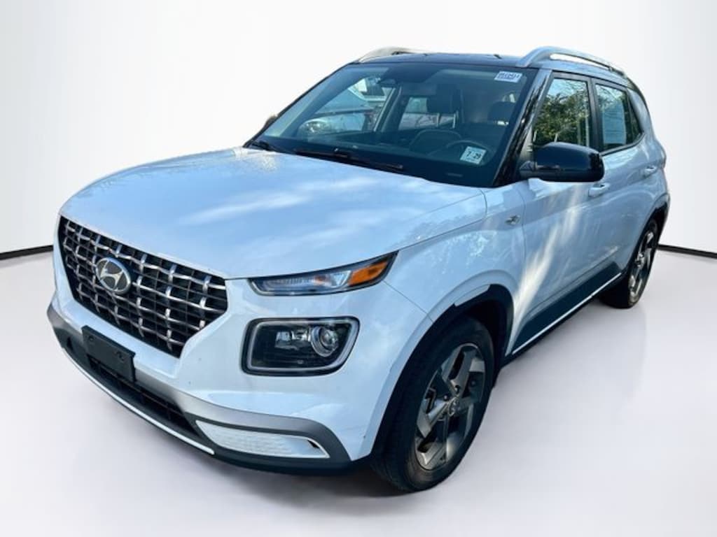 Certified 2024 Hyundai Venue Limited SUV
