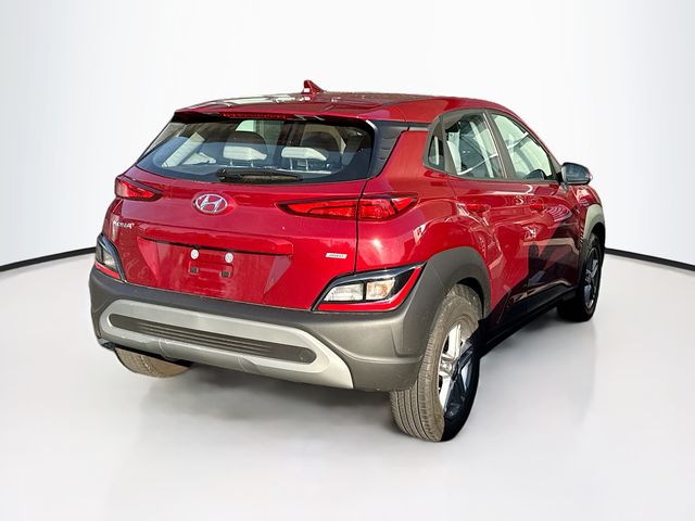 2023 Hyundai Kona SE photo 3
