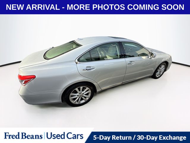 2012 Lexus ES 350 photo 4