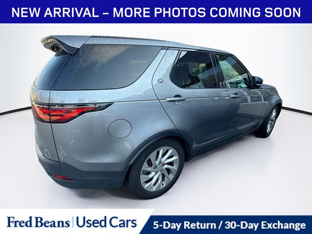 2024 Land Rover Discovery P300 S photo 4