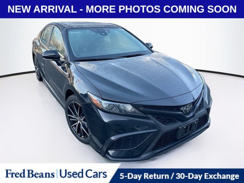 Used 2024 Toyota Camry SE Sedan