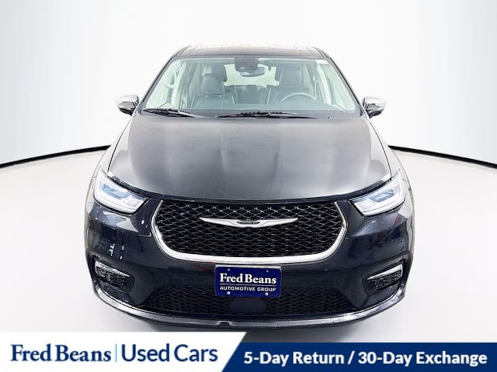 Certified 2023 Chrysler Pacifica Plug-In Hybrid Limited Van Passenger Van