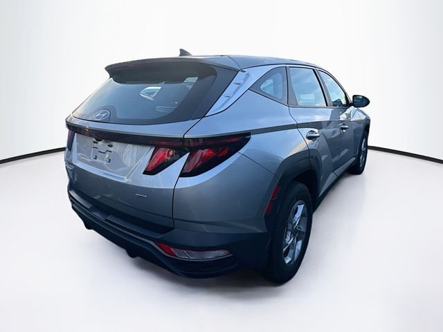 2024 Hyundai Tucson SE photo 2