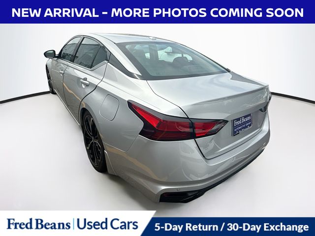 2024 Nissan Altima 2.5 SR photo 2