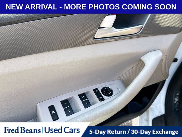 Used 2015 Hyundai Sonata SE with VIN 5NPE24AF2FH169040 for sale in Flemington, NJ
