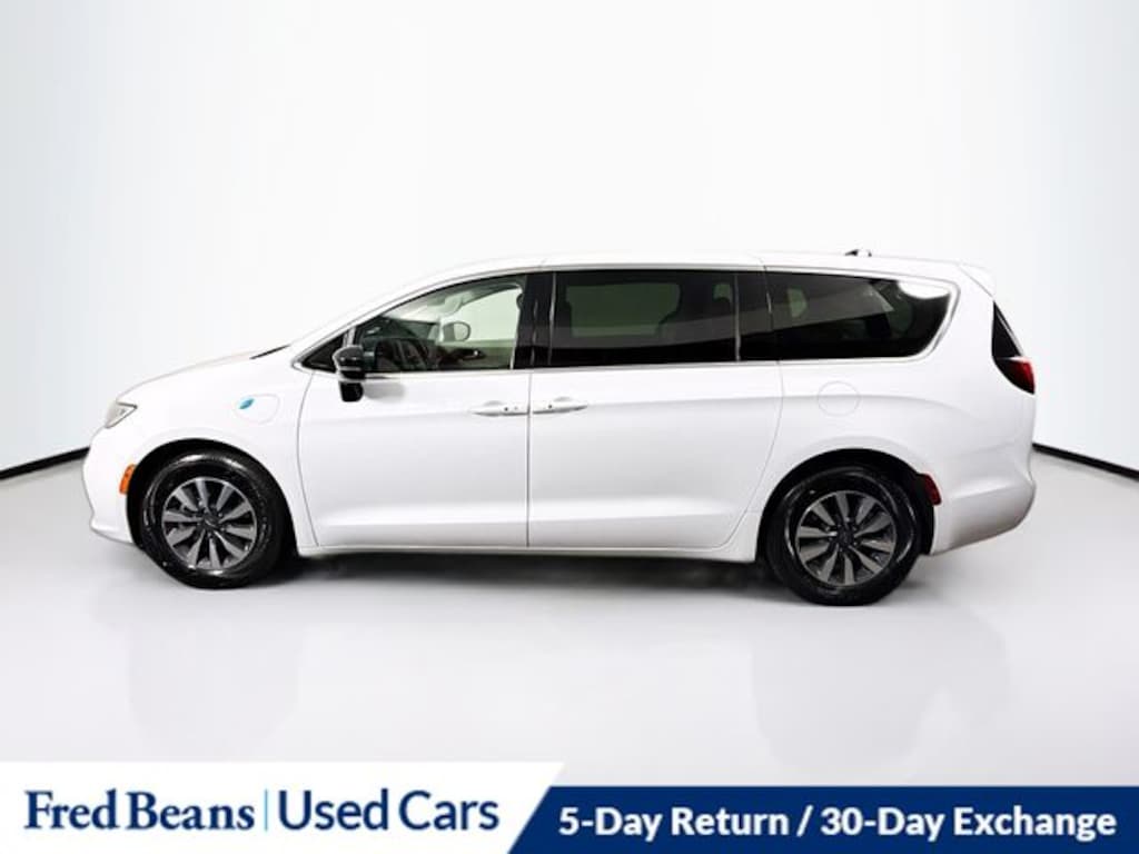 Certified 2024 Chrysler Pacifica Plug-In Hybrid Select Van Passenger Van
