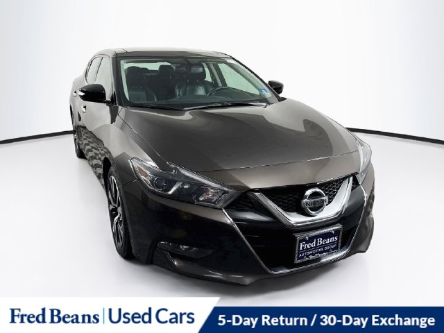  Nissan Maxima