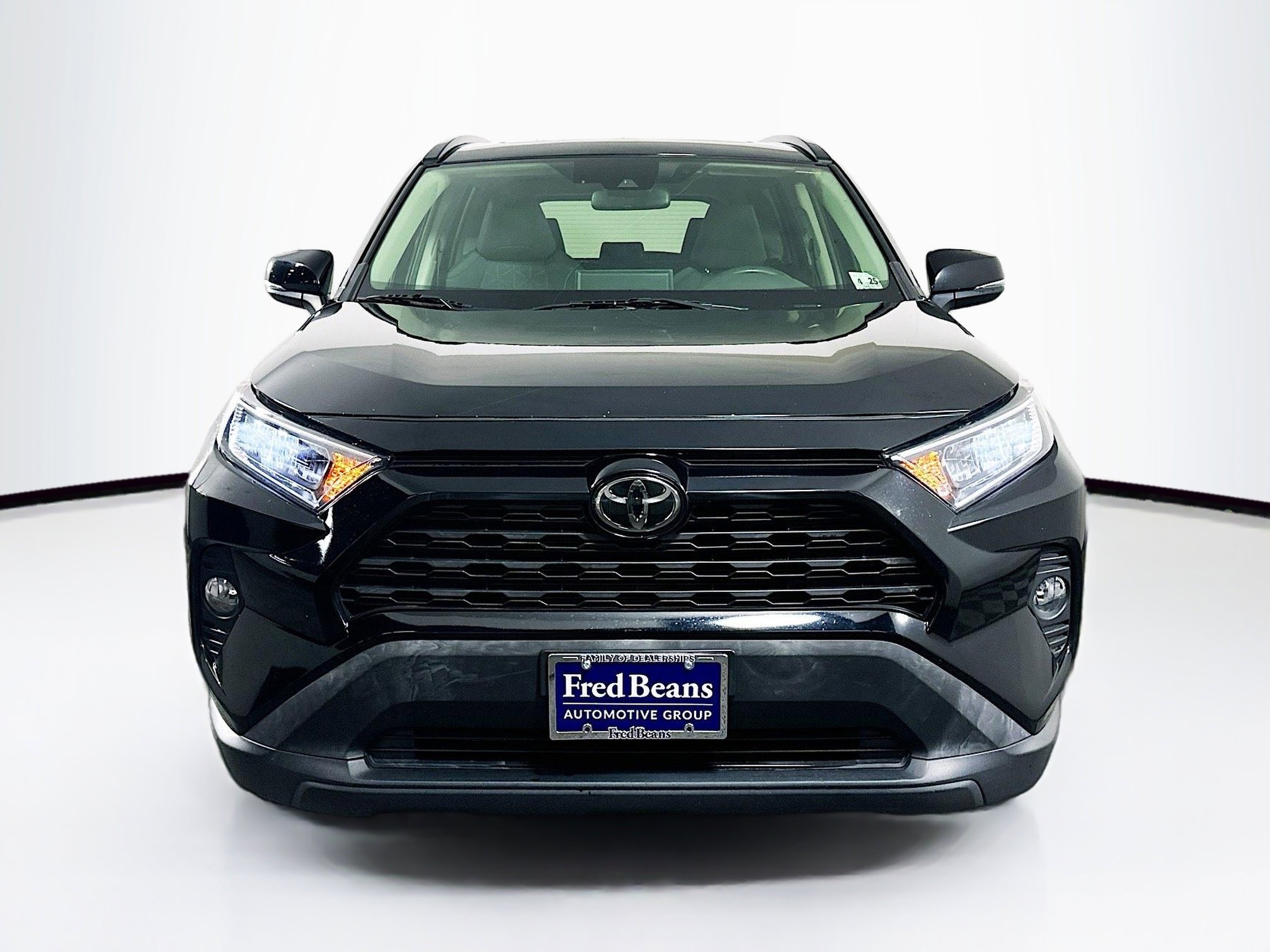 Used 2020 Toyota RAV4 XLE with VIN JTMP1RFV2LD048275 for sale in Flemington, NJ