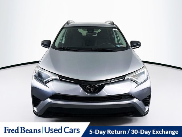 2018 Toyota RAV4 LE photo 2