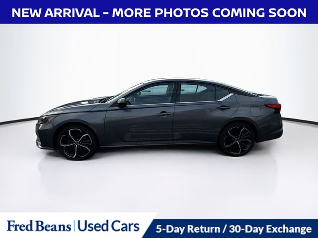 2024 Nissan Altima 2.5 SR photo 3
