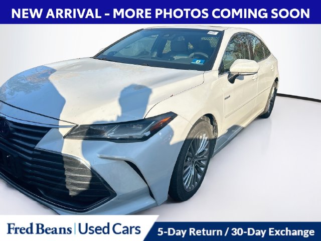 Used 2020 Toyota Avalon Hybrid Limited Sedan