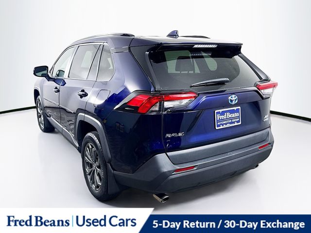 2022 Toyota RAV4 Hybrid XLE Premium photo 3