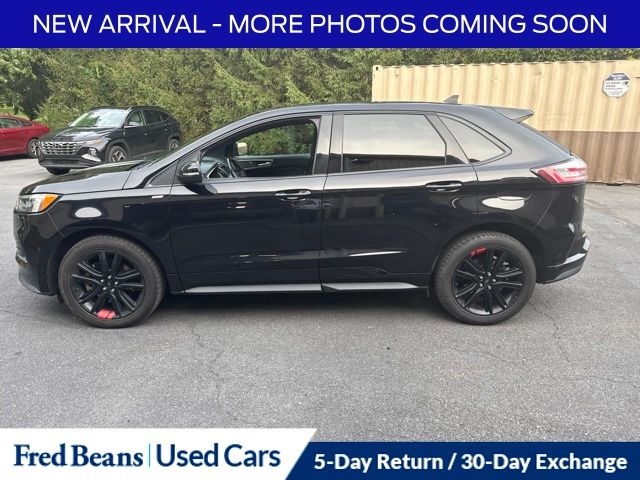 2020 Ford Edge SUV 