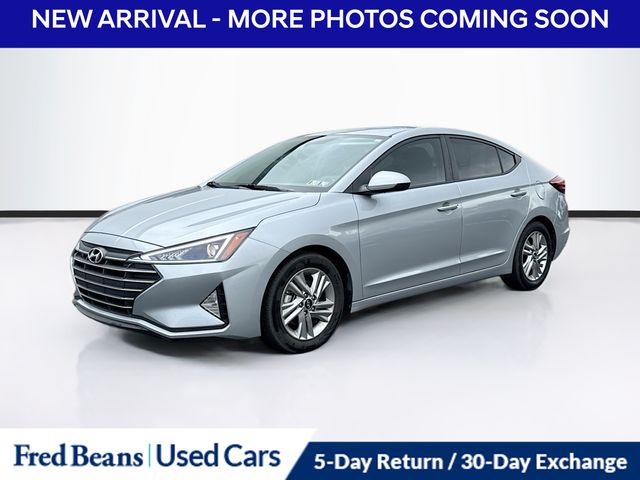2020 Hyundai Elantra SEL photo 2