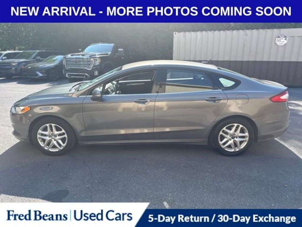 Used 2013 Ford Fusion SE Sedan