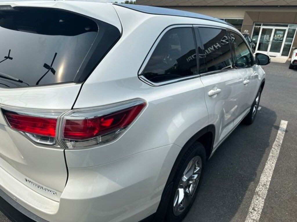 Used 2015 Toyota Highlander SUV