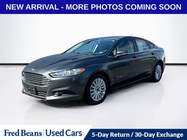 2015 Ford Fusion Hybrid SE photo 3