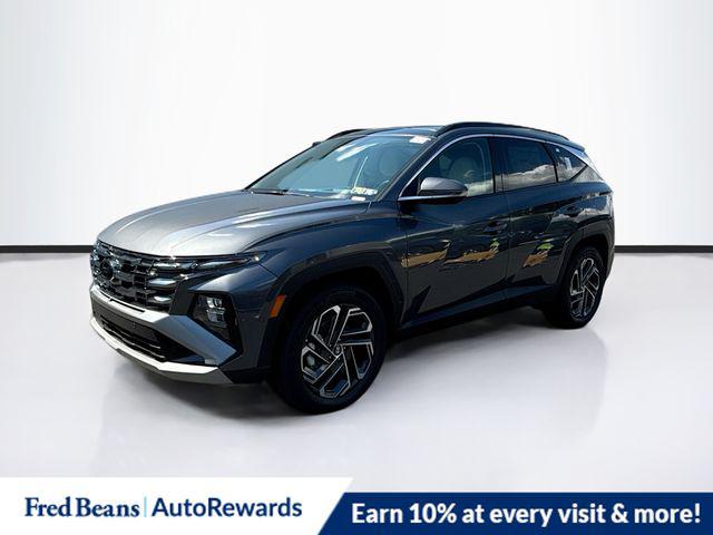 2025 Hyundai Tucson Hybrid Limited photo 2