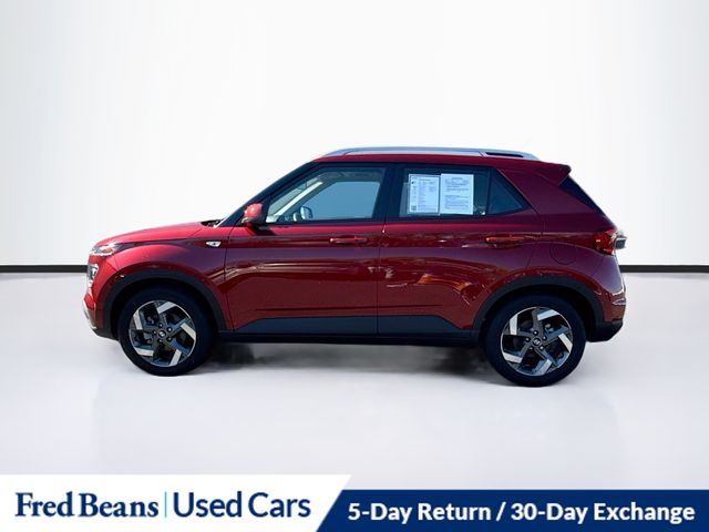 2024 Hyundai Venue Limited photo 4