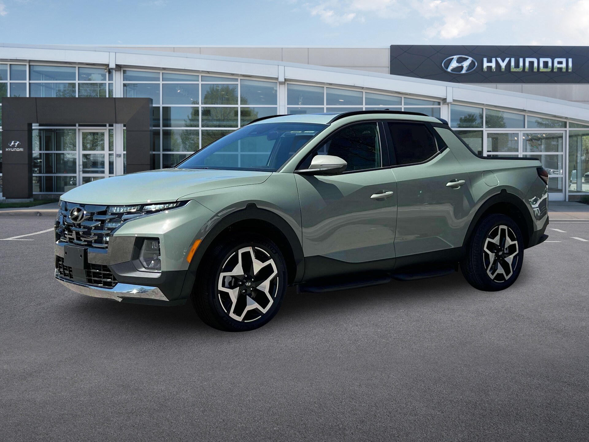 2024 Hyundai Santa Cruz Limited photo 2